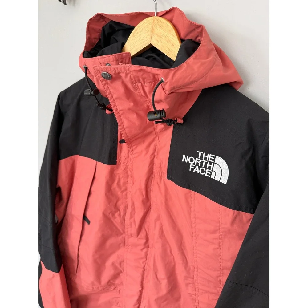 The North Face K2RM DryVent Hooded‎ Rain Jacket Mens Small Rose Colorblock Shell